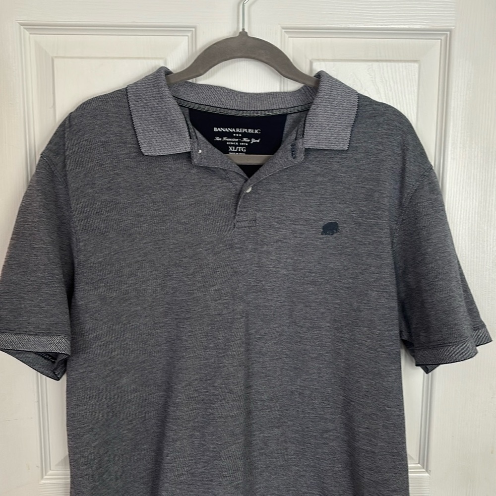Banana Republic polo shirt.  Men’s size XL